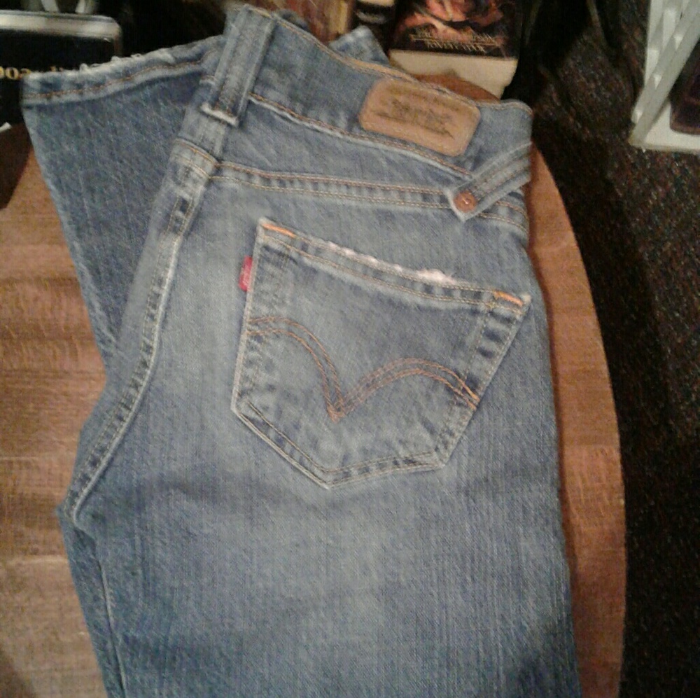 Levis Straus